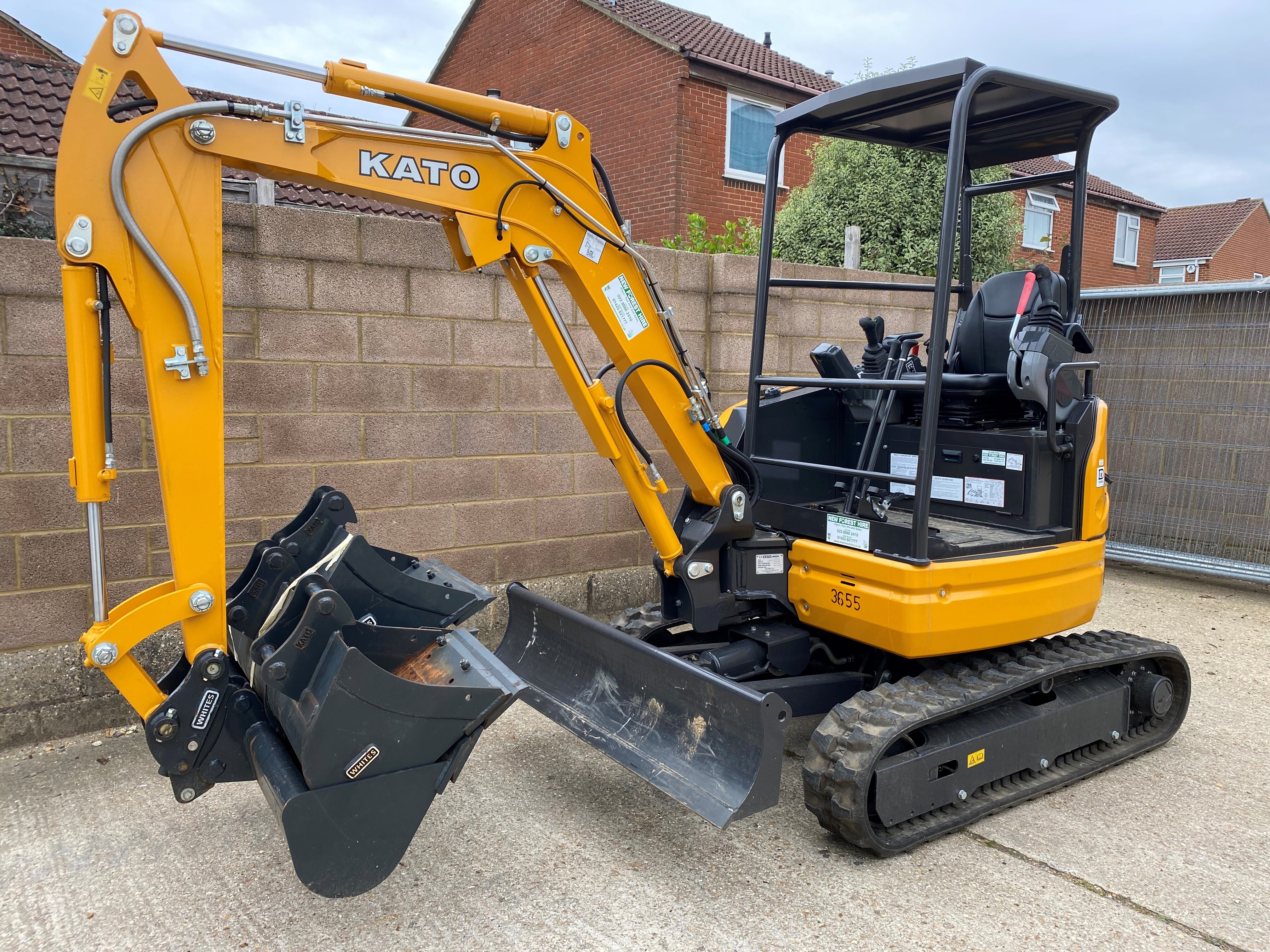 2.7 Excavator